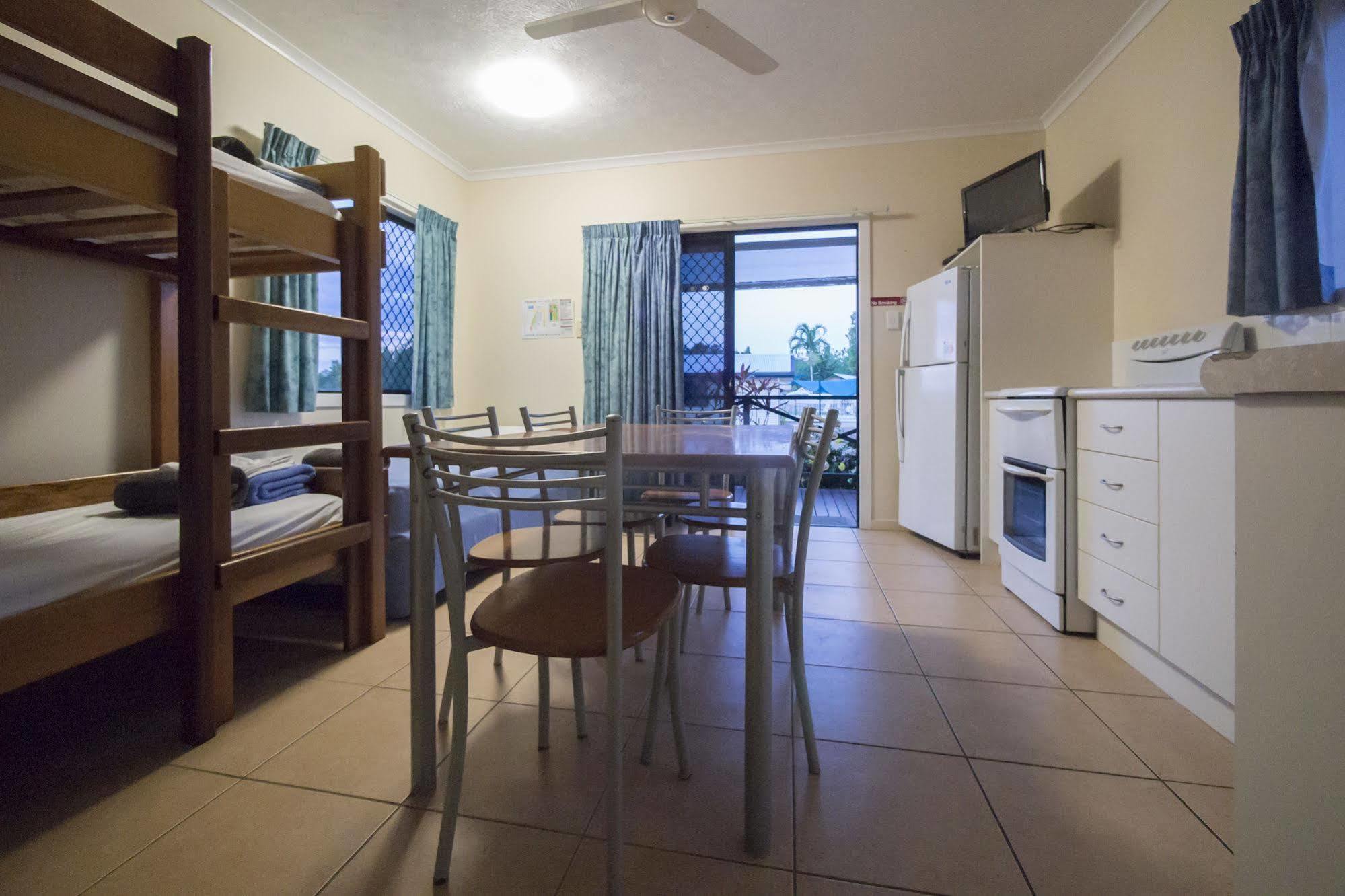 Hinchinbrook Marine Cove Resort Lucinda Bagian luar foto