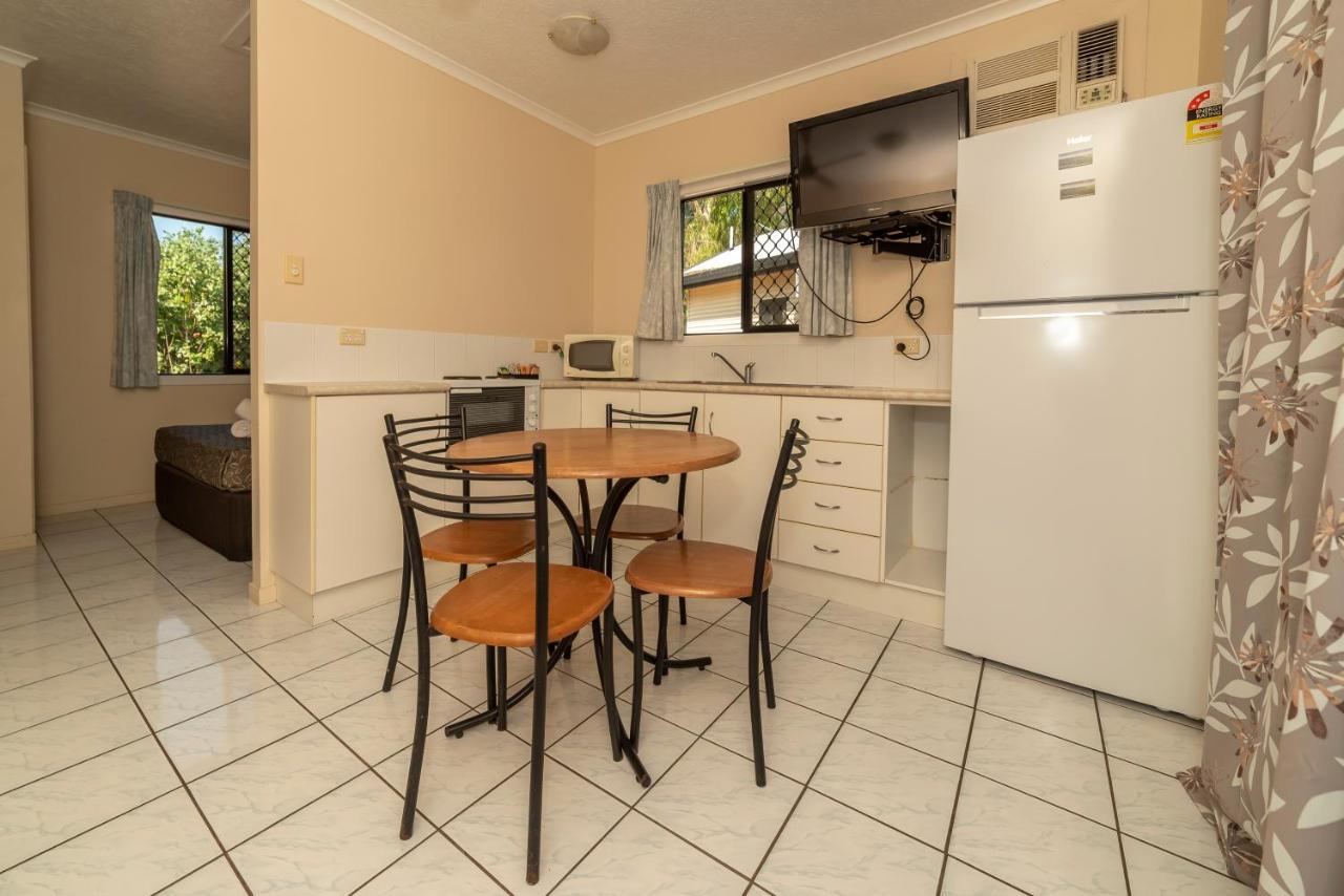 Hinchinbrook Marine Cove Resort Lucinda Bagian luar foto